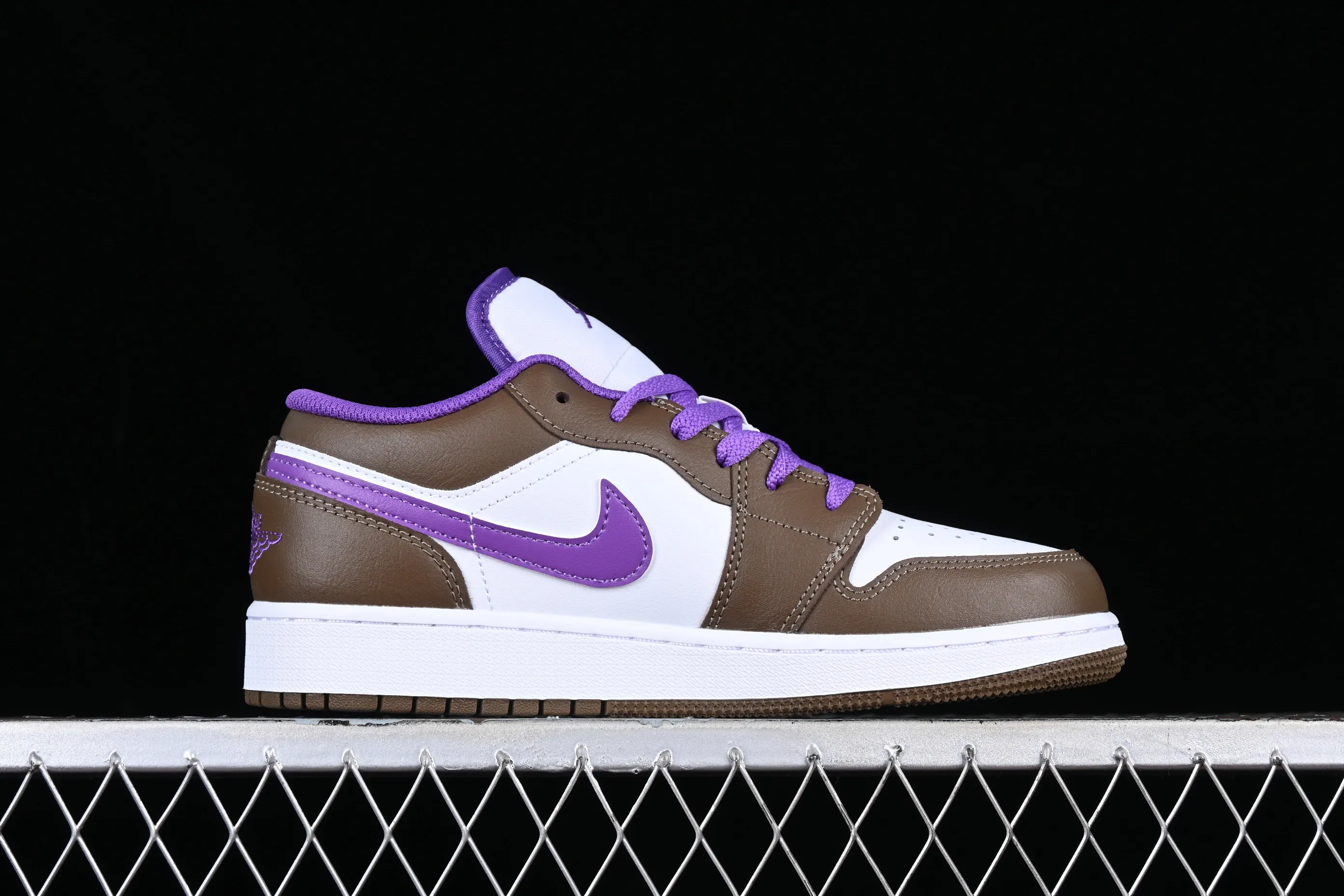 All categories Air Jordan Jordan series basketball shoes Air Jordan 1 Low G version pure original Air Jordan 1 Low "Palomino" AJ1 Joe 1 Mocha Purple Low-top cultural basketball shoes 553560-215